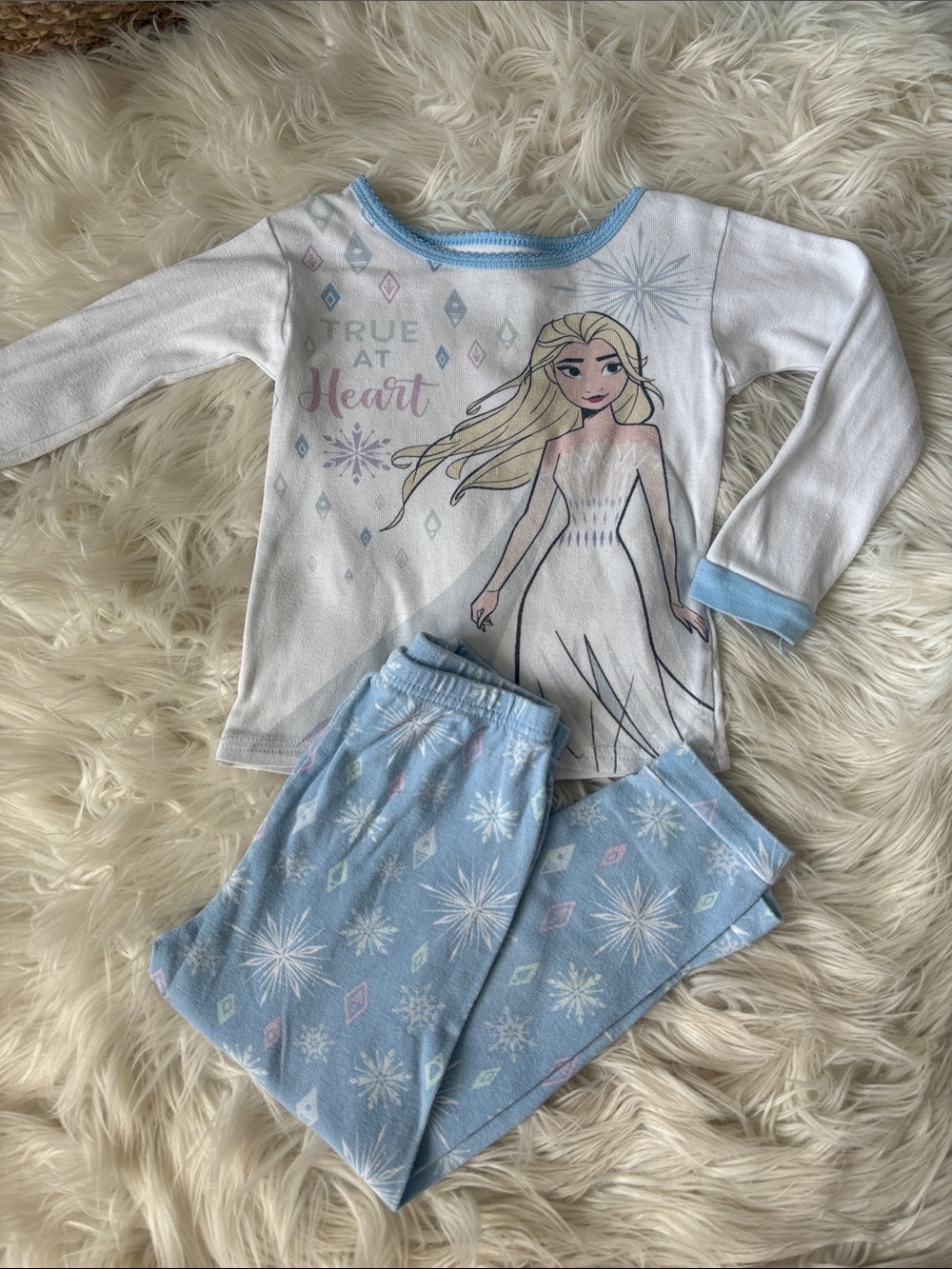 Girls' Light Blue & White Frozen Elsa Long Sleeve Pajama Set